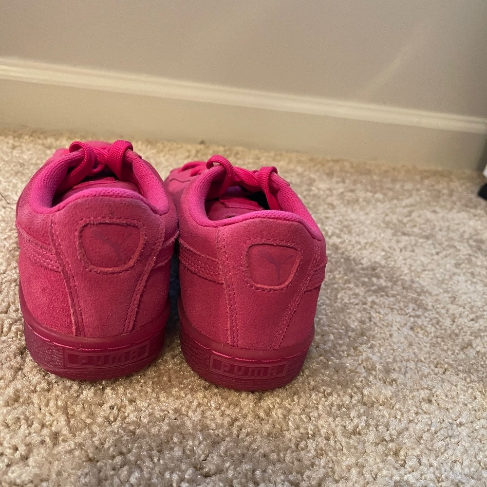 Pink puma shoes